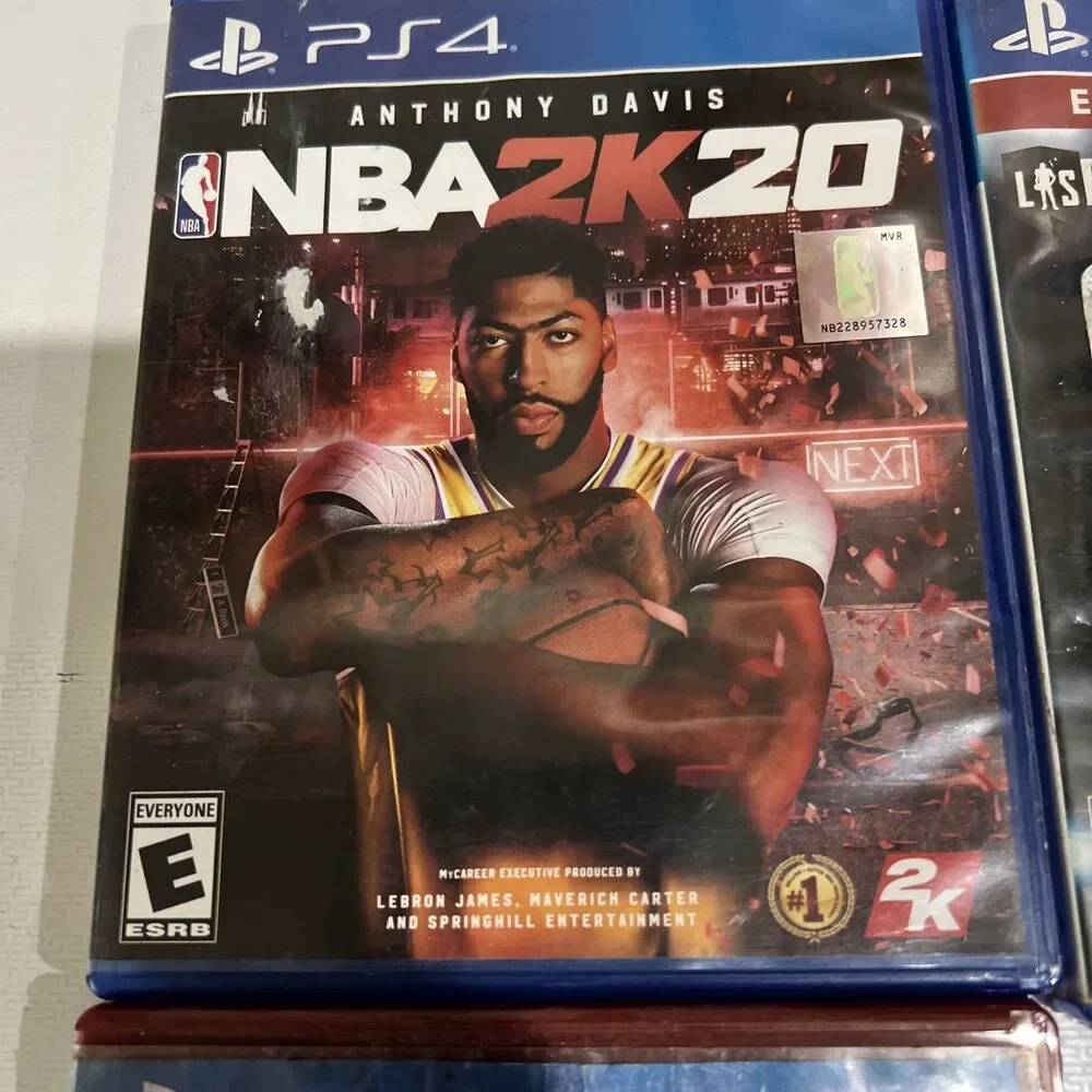 PlayStation Game Bundle PS4 Lot Of 4 Games Sports Madden 18 & 19 NBA2K20 UFC 3